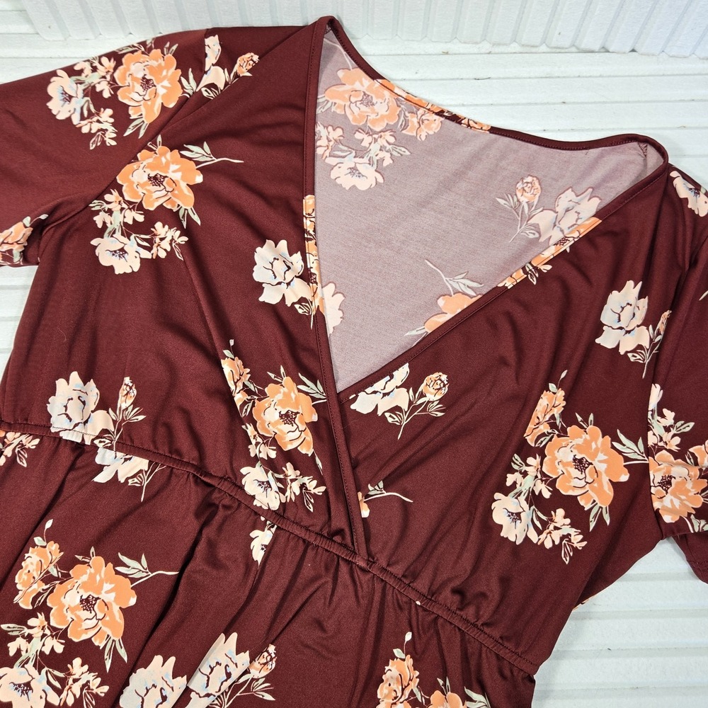 Shein‎ Curve Maroon Floral Romper, 3XL